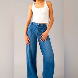 AE Dreamy Drape Stretch Curvy Super High-Rise Baggy Wide-Leg Jean NWT